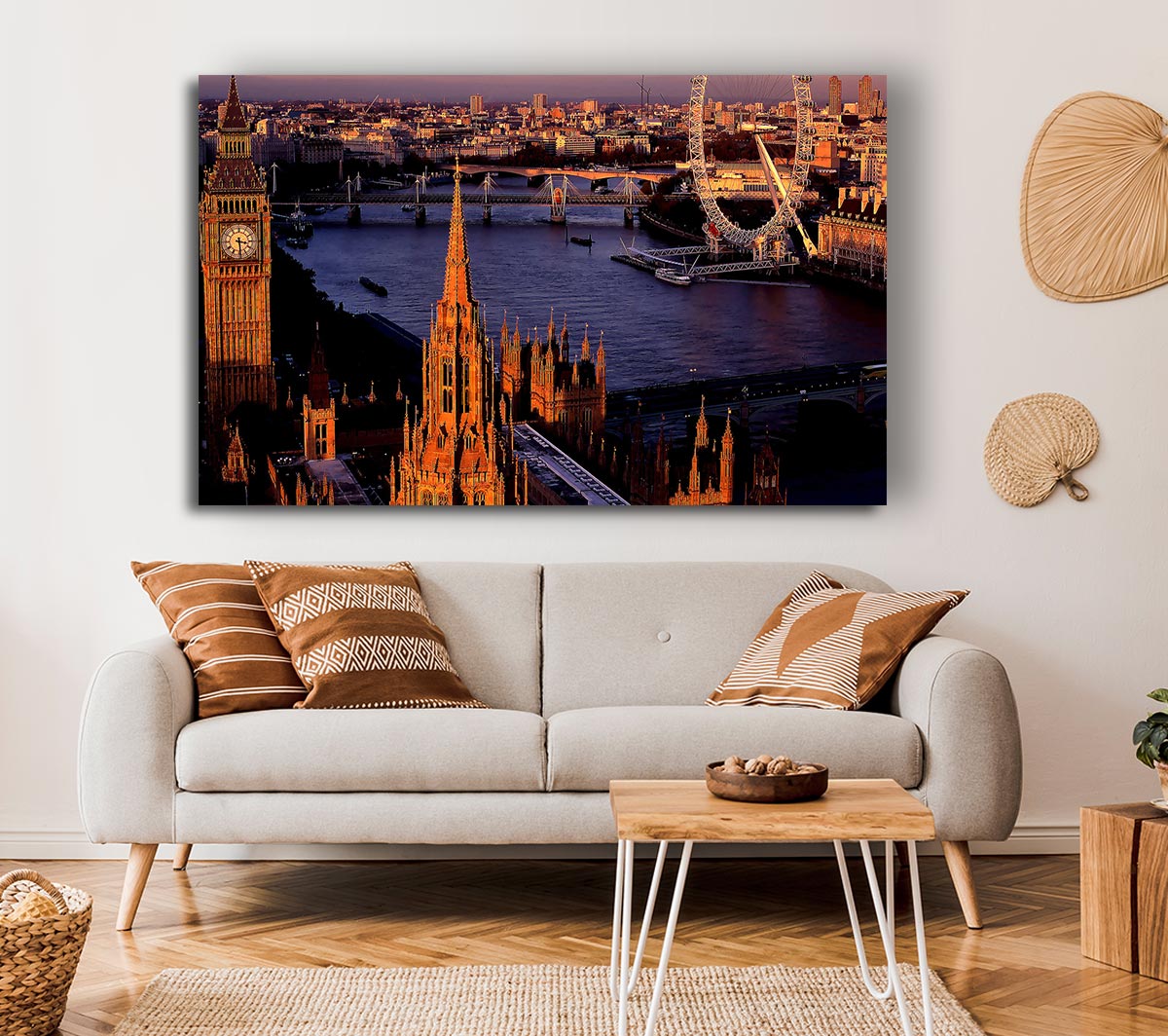 London Morning Glow Over The Thames