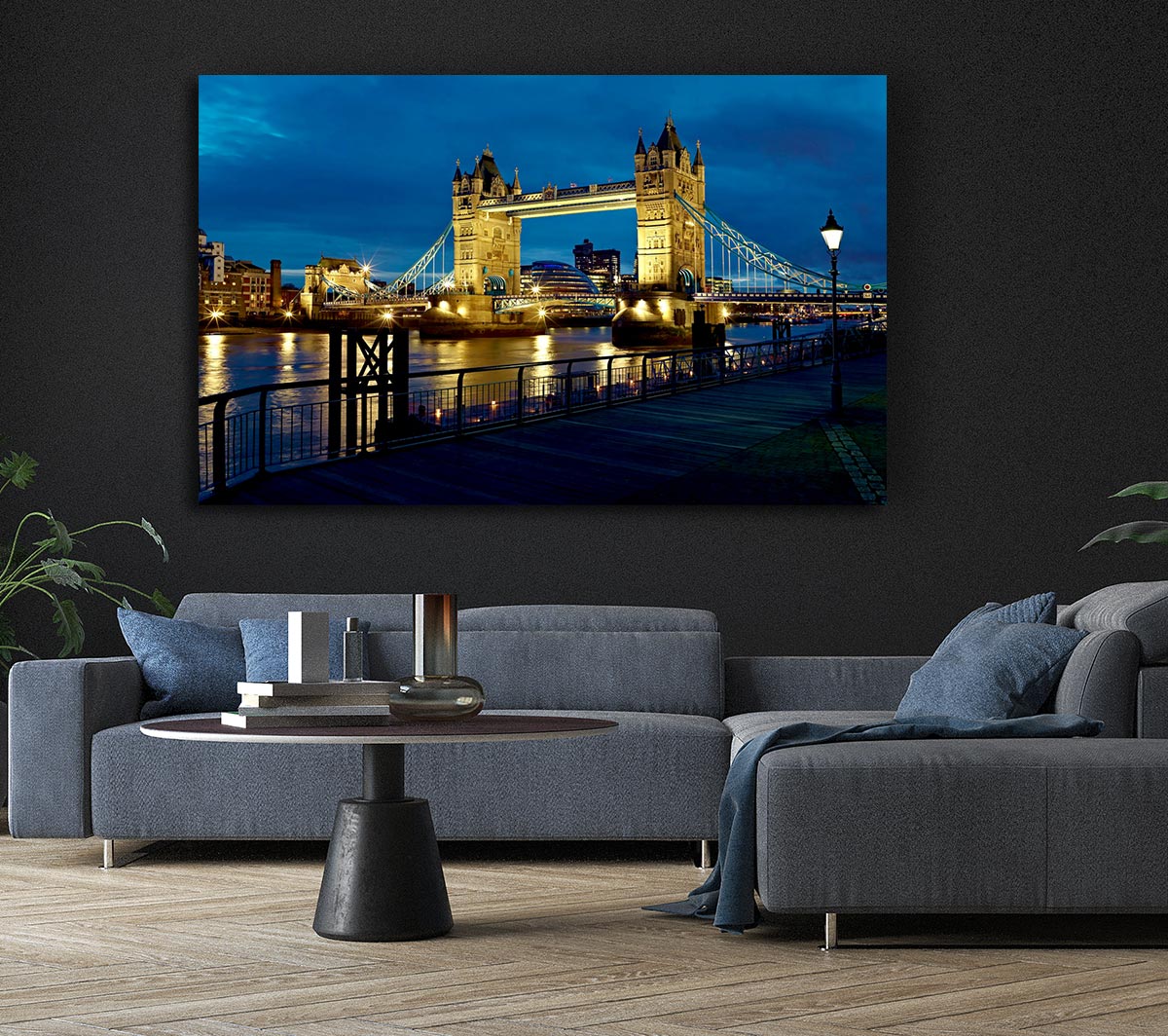 London Tower Bridge Nightlight