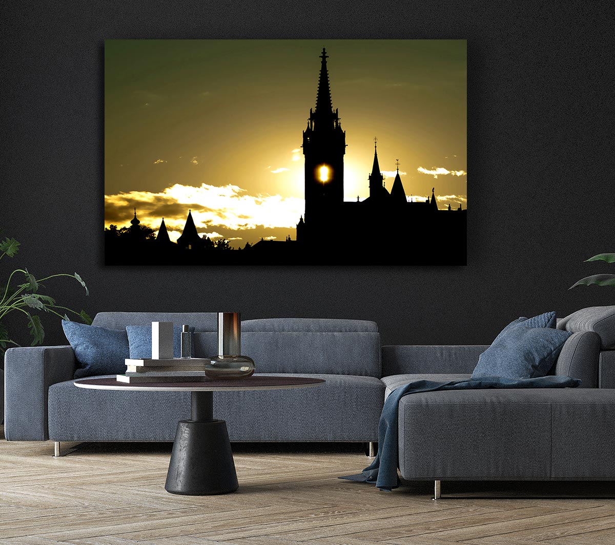 Matthias Church Silhouette